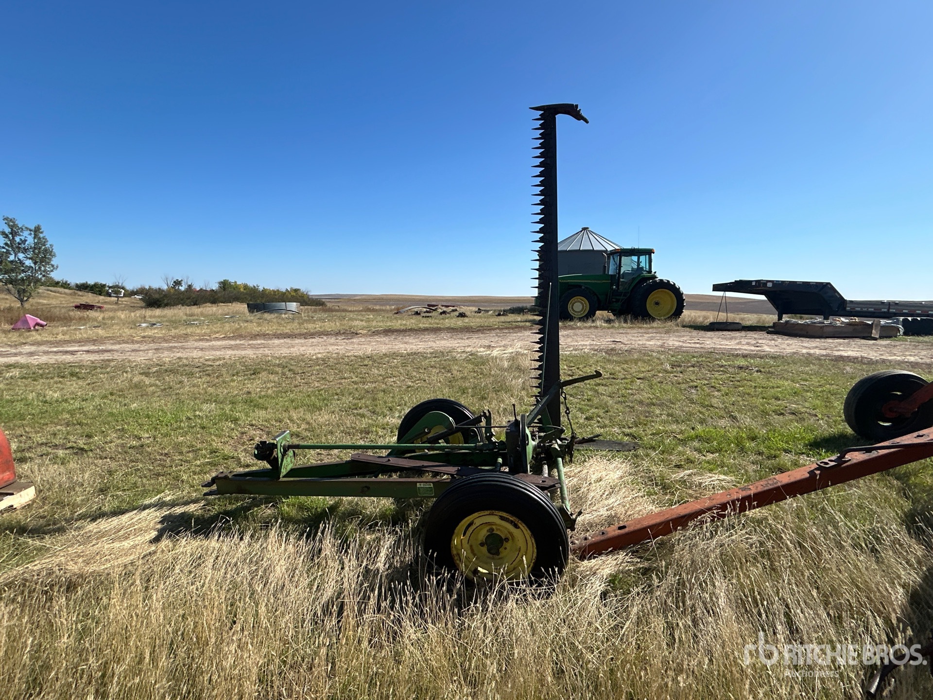 John Deere 9 FT TRAILED
