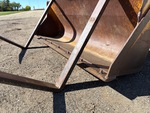 Specialty with Loader Bucket Edge / Shanks