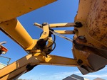 Chassis with Tilt Linkage