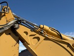 Hydraulics with Stick Cylinder