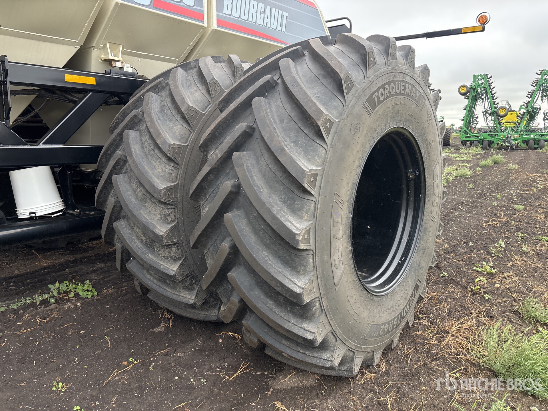 2025 Bourgault 3330 86PHD