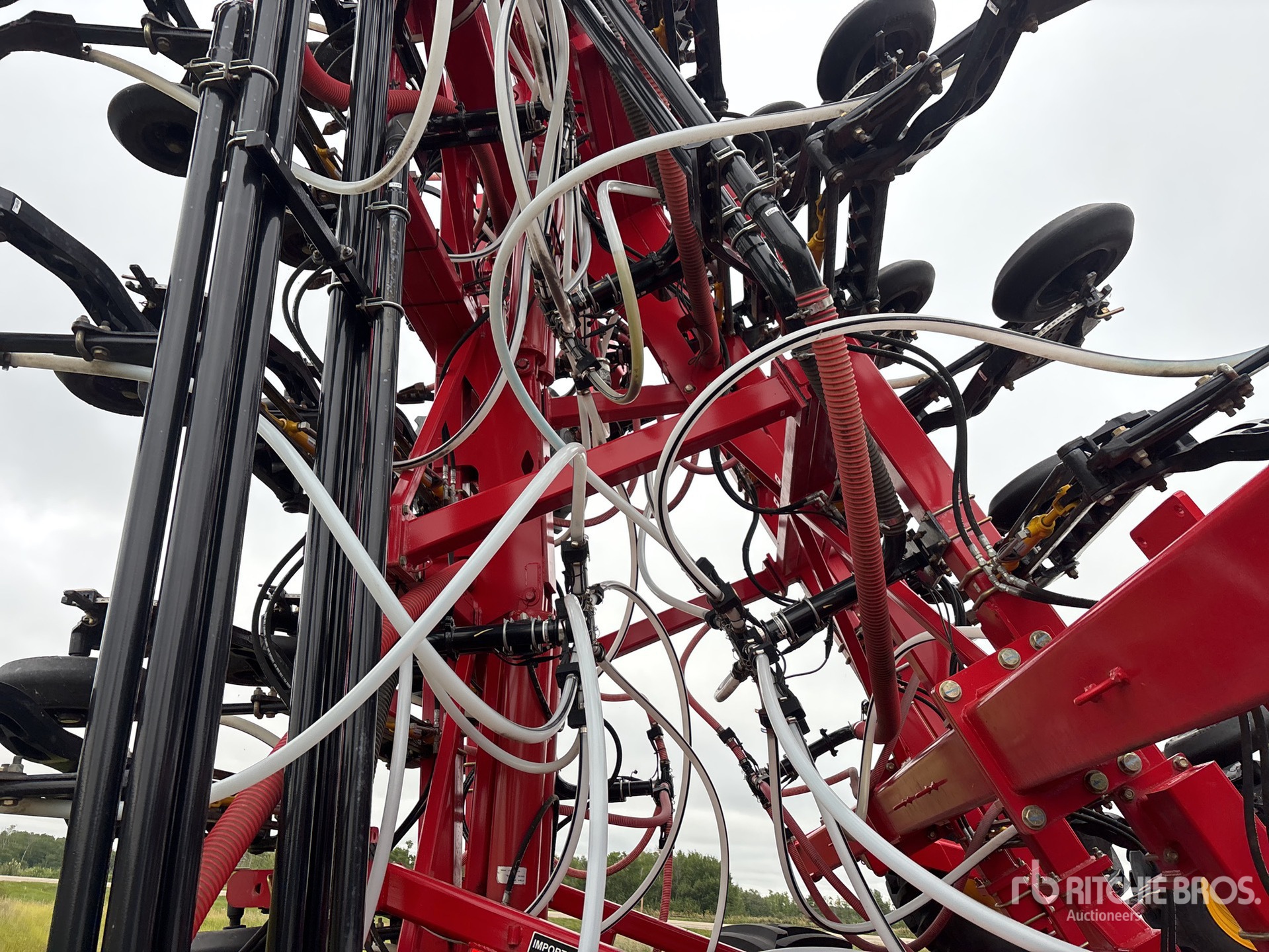 2025 Bourgault 3330 86PHD