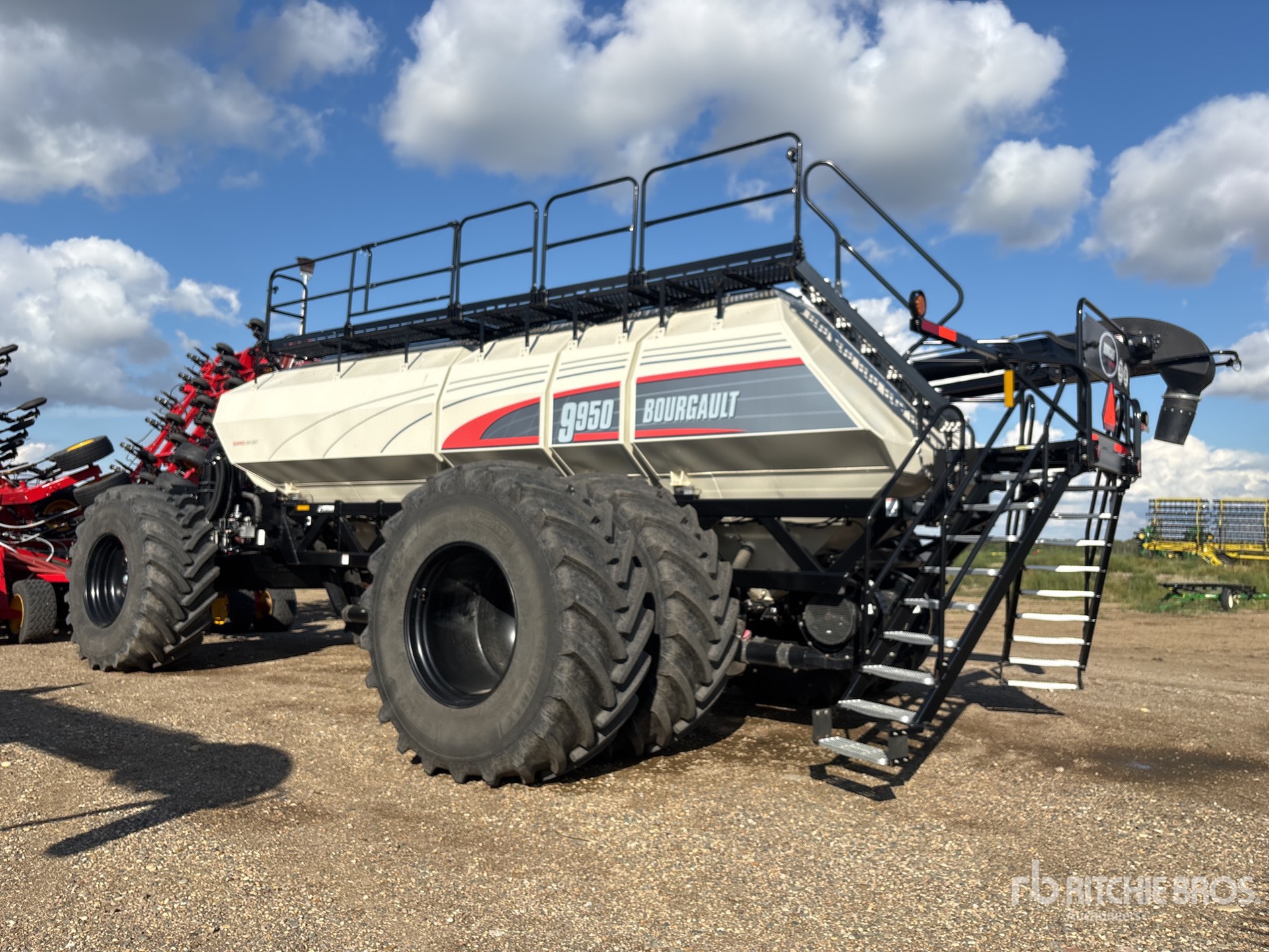2025 Bourgault 3330 86PHD