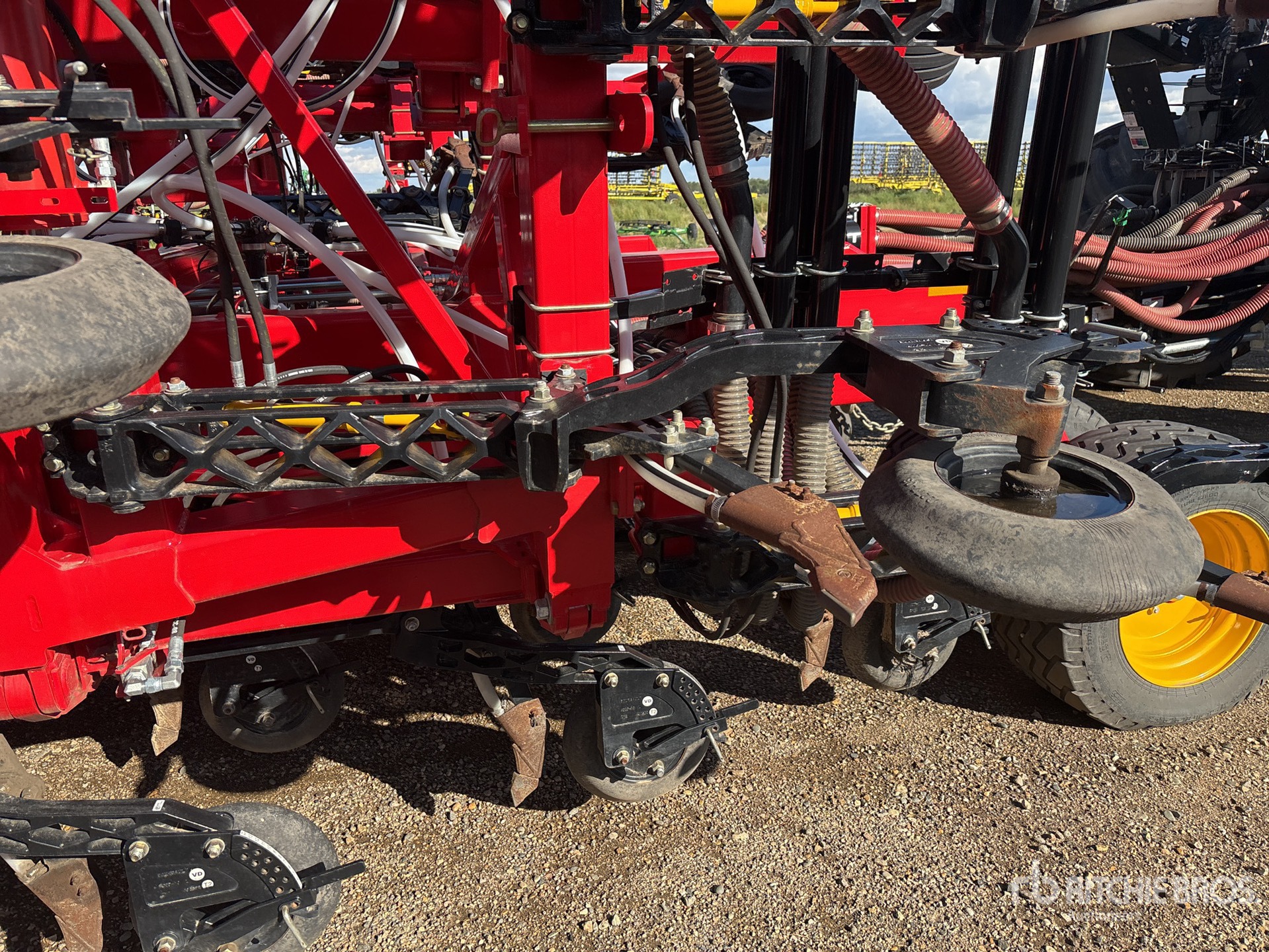 2025 Bourgault 3330 86PHD