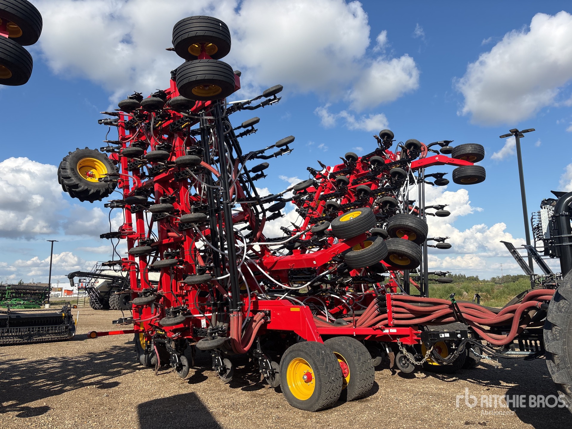 2025 Bourgault 3330 86PHD