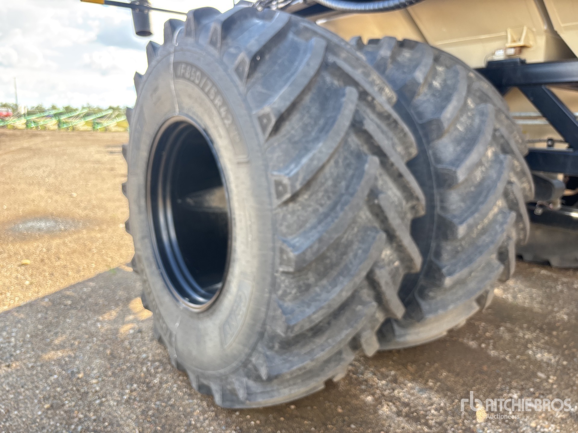 2025 Bourgault 3330 86PHD