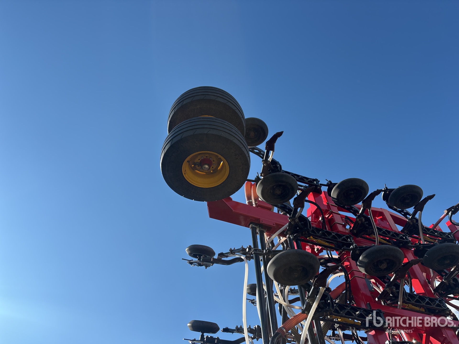 2025 Bourgault 3330 86PHD