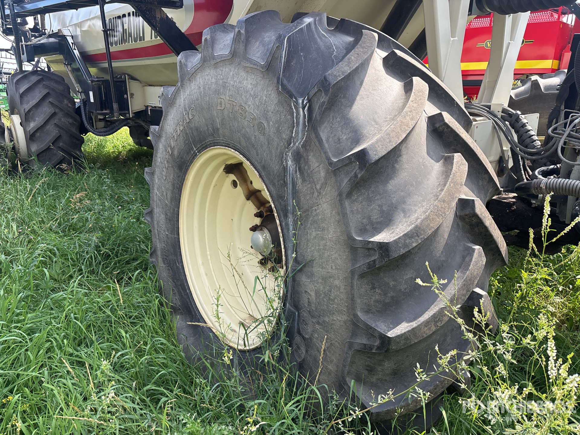 2017 Bourgault 3320 - 76 PHD