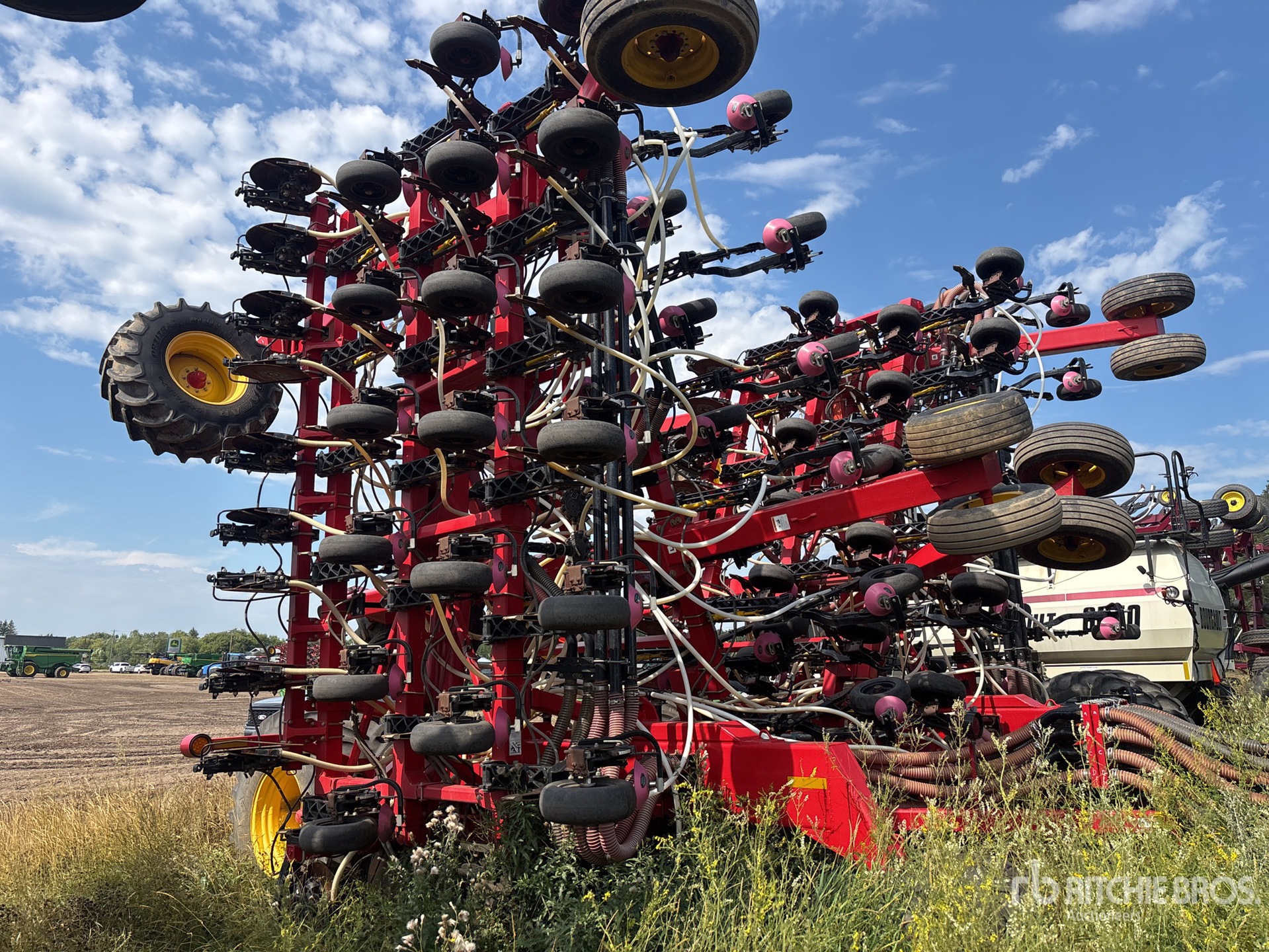 2017 Bourgault 3320 - 76 PHD