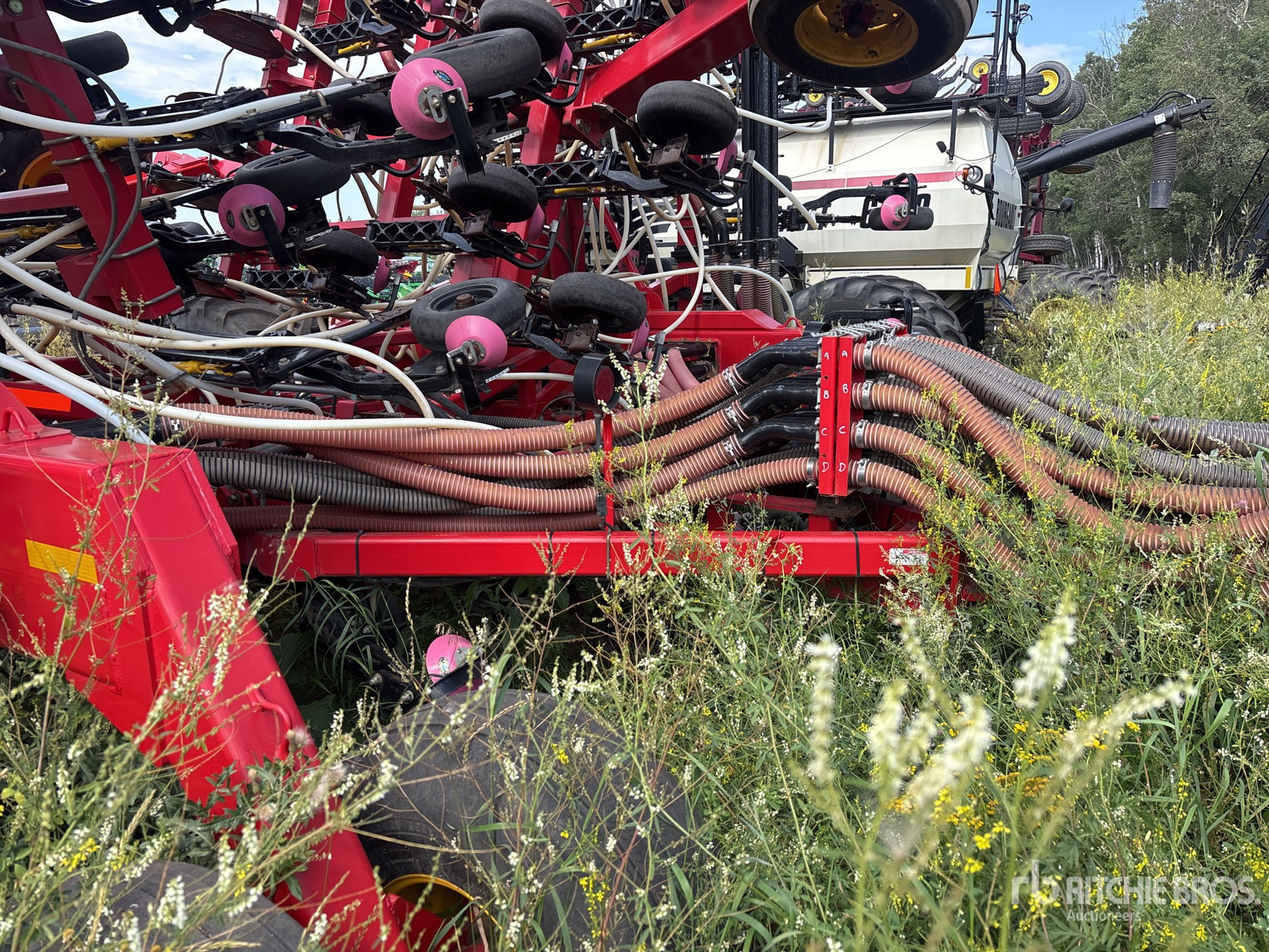 2017 Bourgault 3320 - 76 PHD