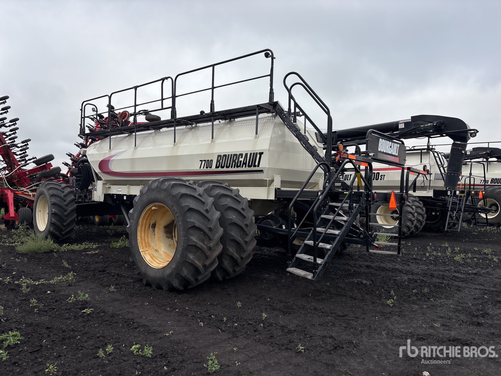 2019 Bourgault 3320-86 PHD