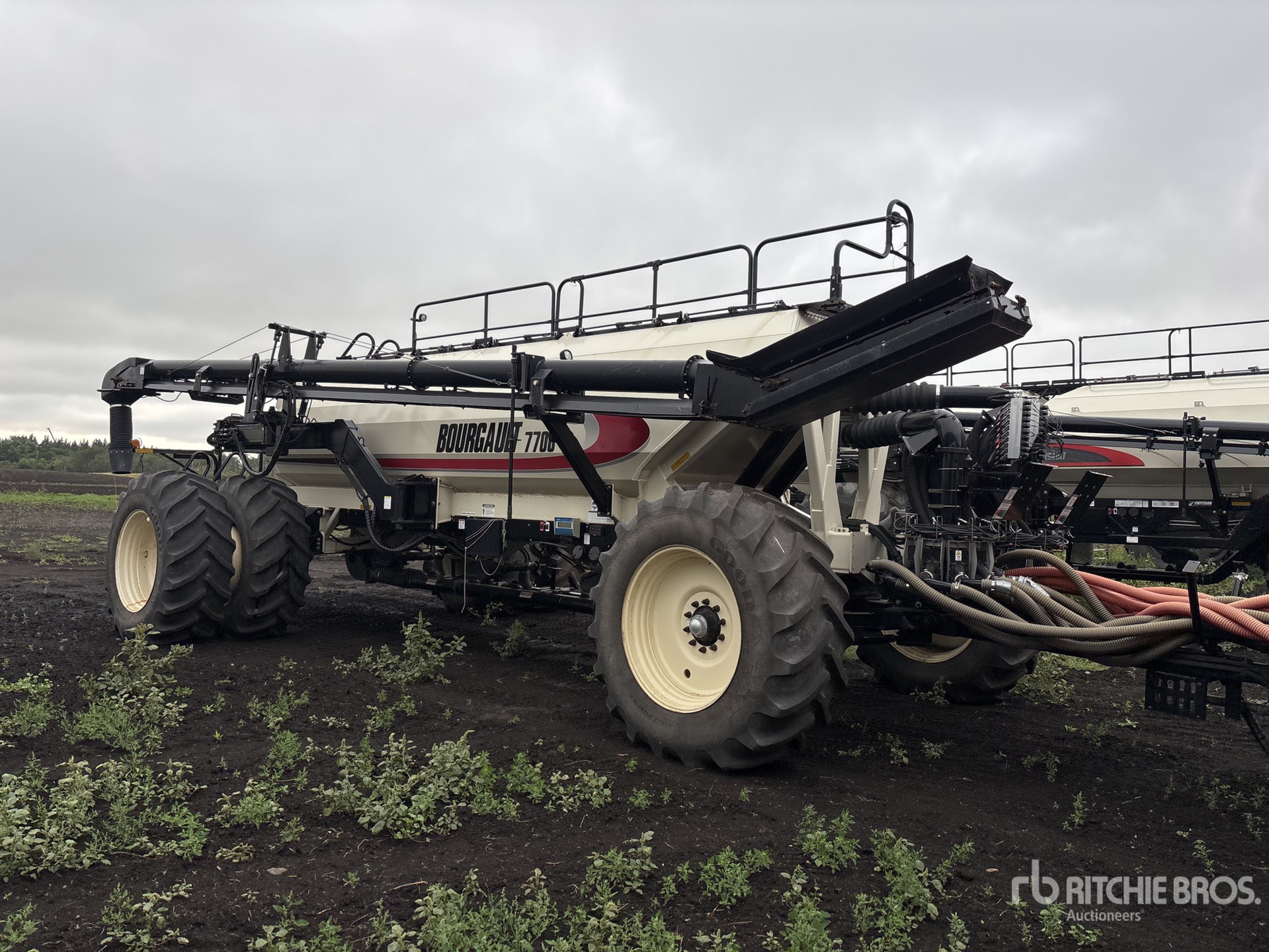 2019 Bourgault 3320-86 PHD