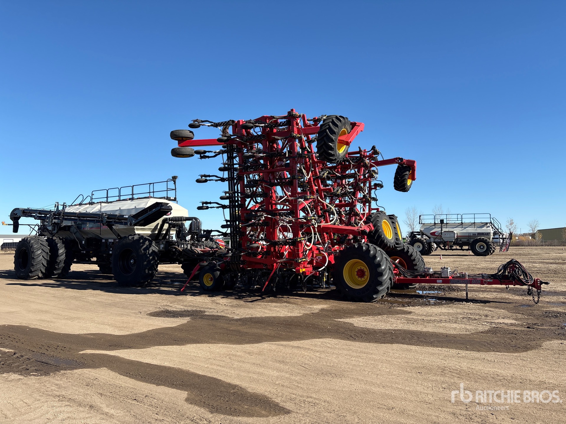 2019 Bourgault 3320