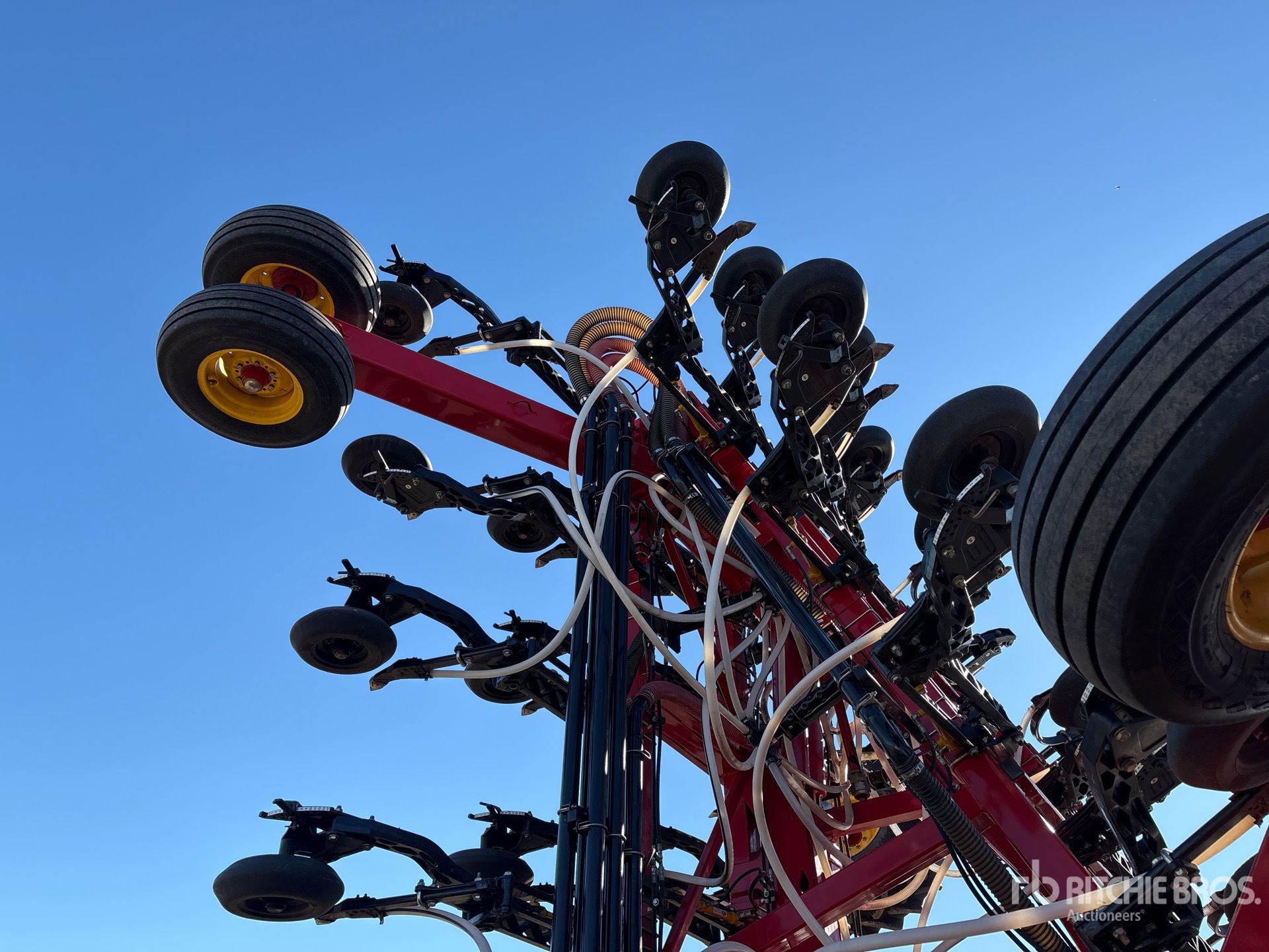 2019 Bourgault 3320