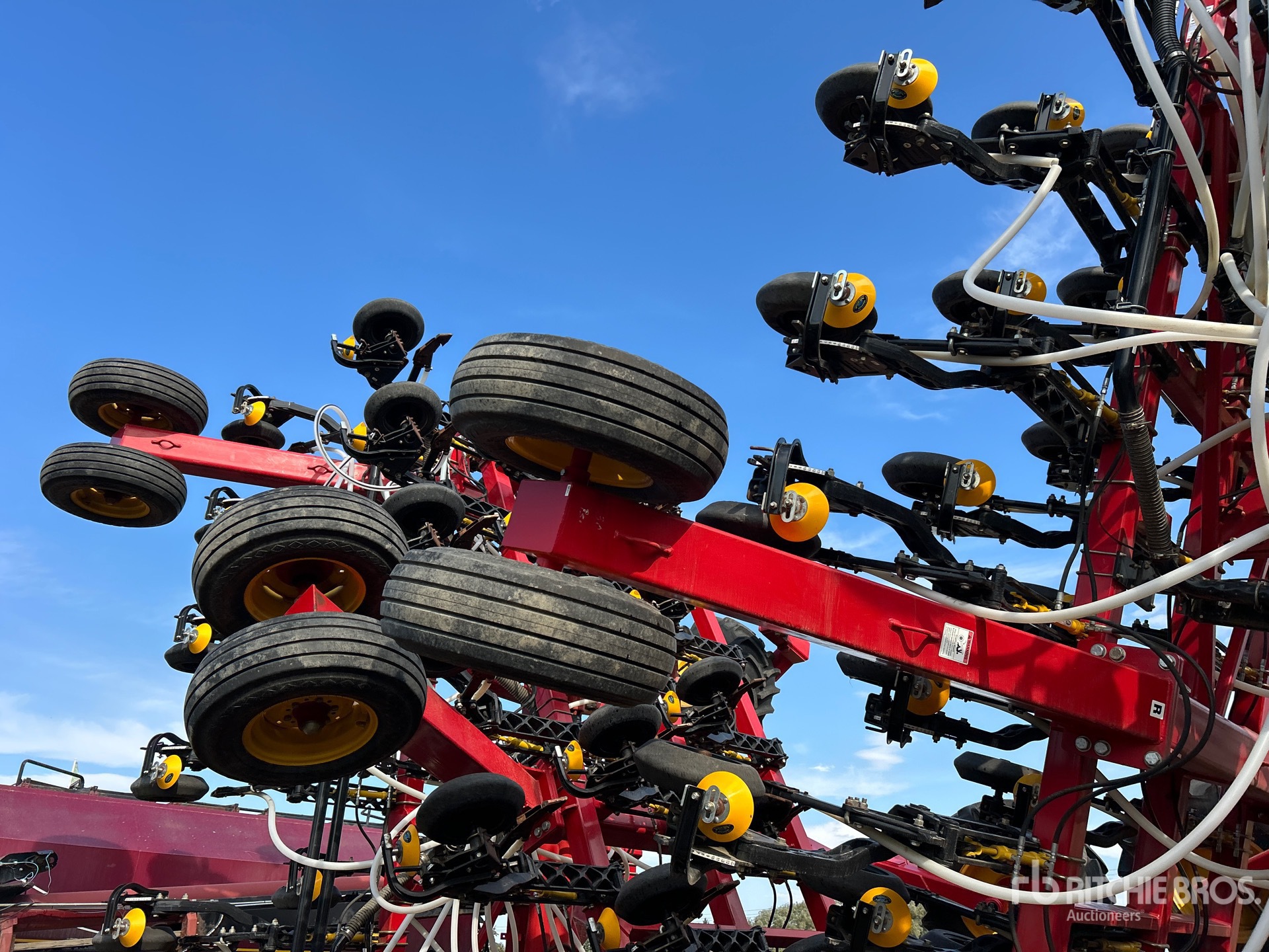 2019 Bourgault 3320 - 76 PHD