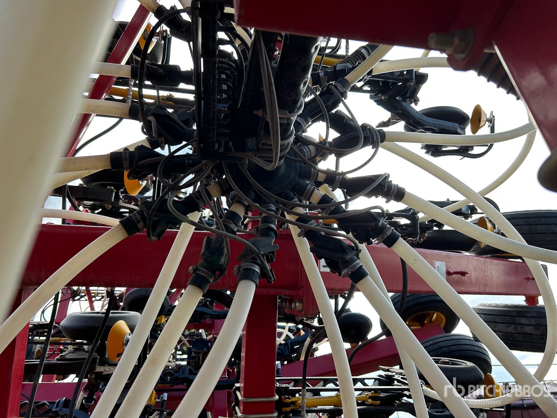 2019 Bourgault 3320 - 76 PHD