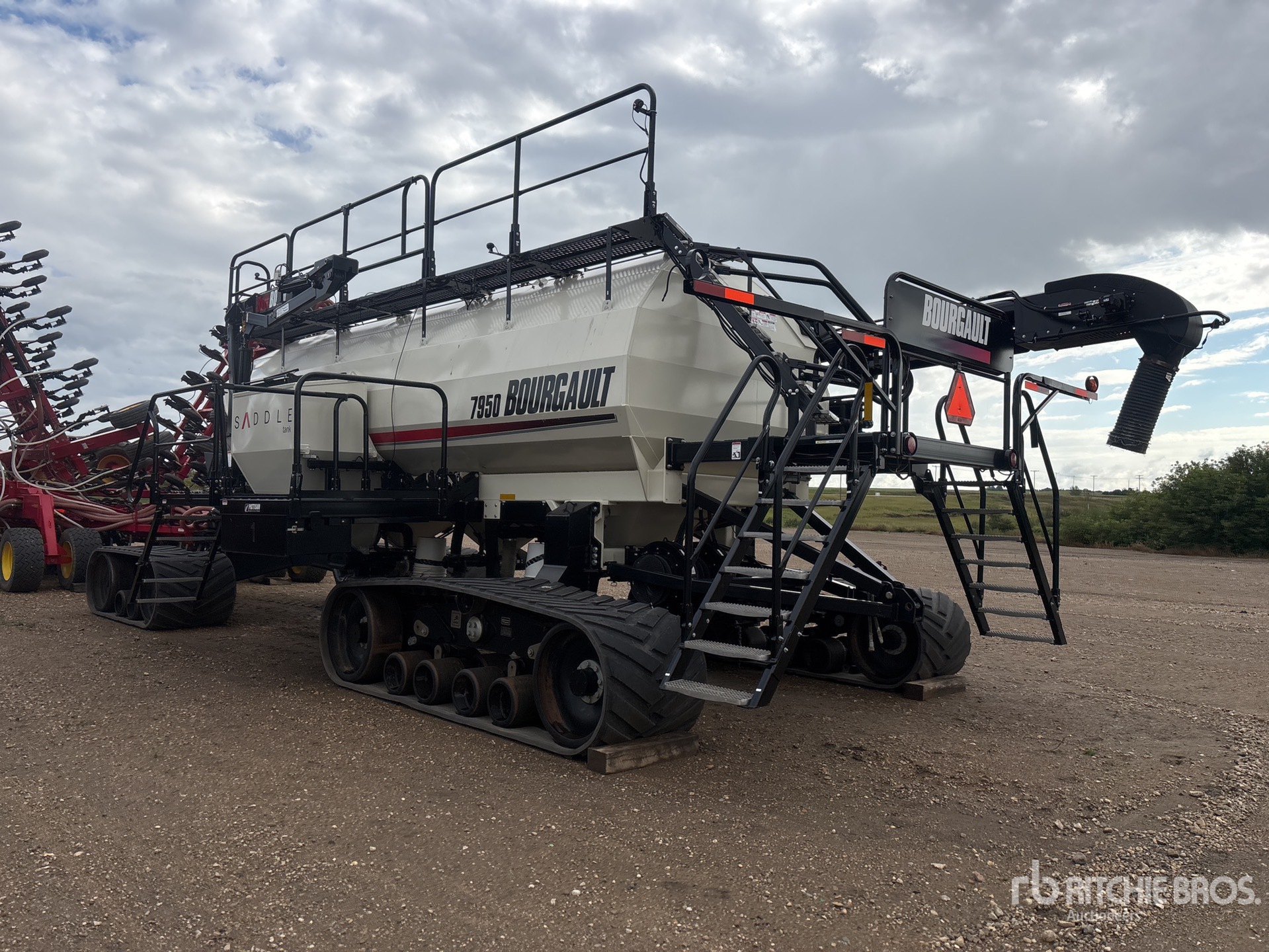 2016 Bourgault 3320-86 PHD