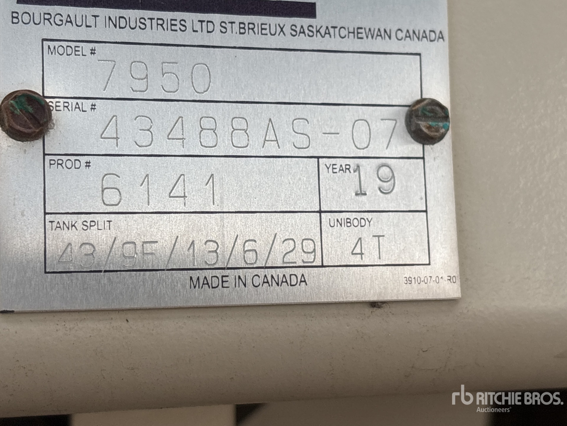 2016 Bourgault 3320-86 PHD