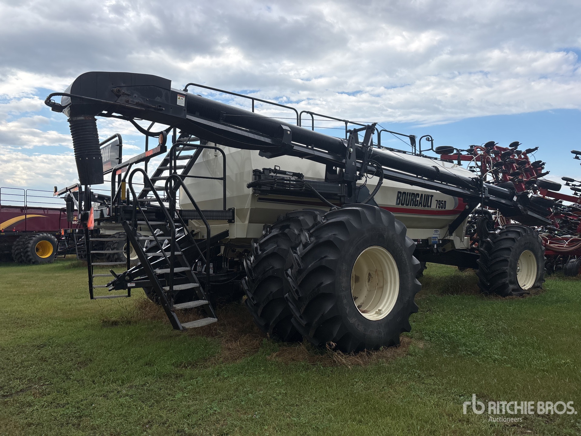 2015 Bourgault 3320 - 76 PHD