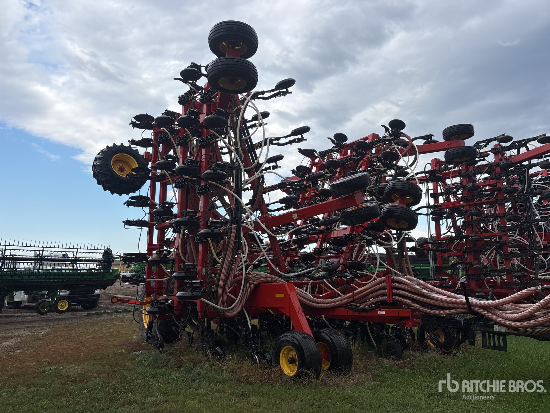 2015 Bourgault 3320 - 76 PHD