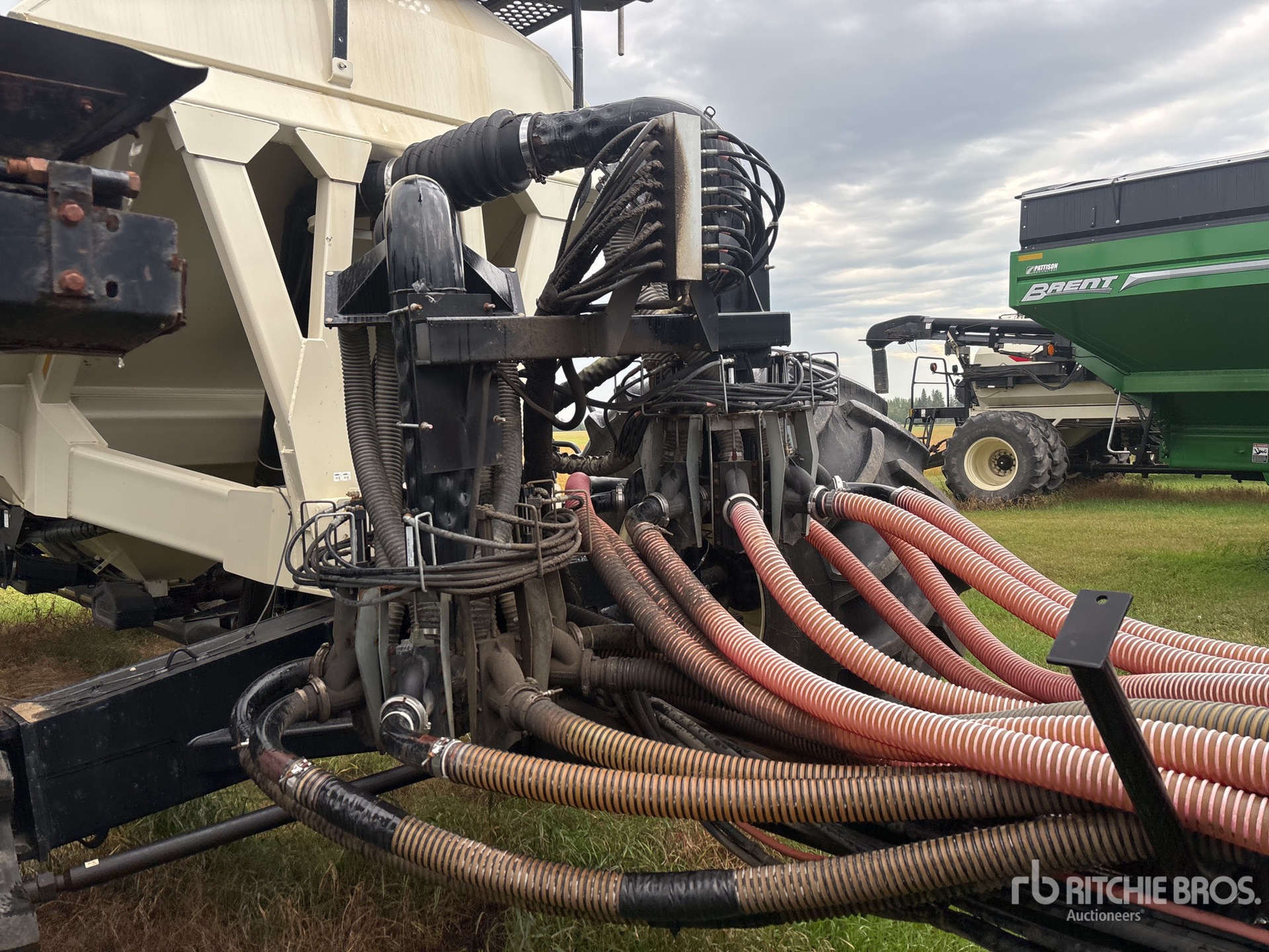 2015 Bourgault 3320 - 76 PHD