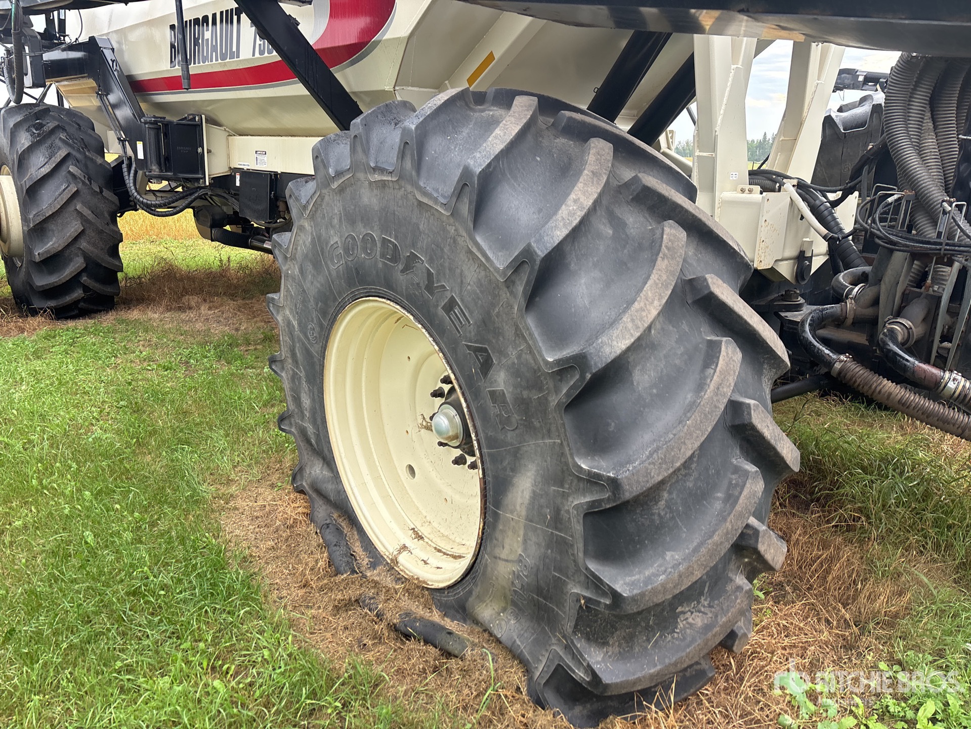 2015 Bourgault 3320 - 76 PHD