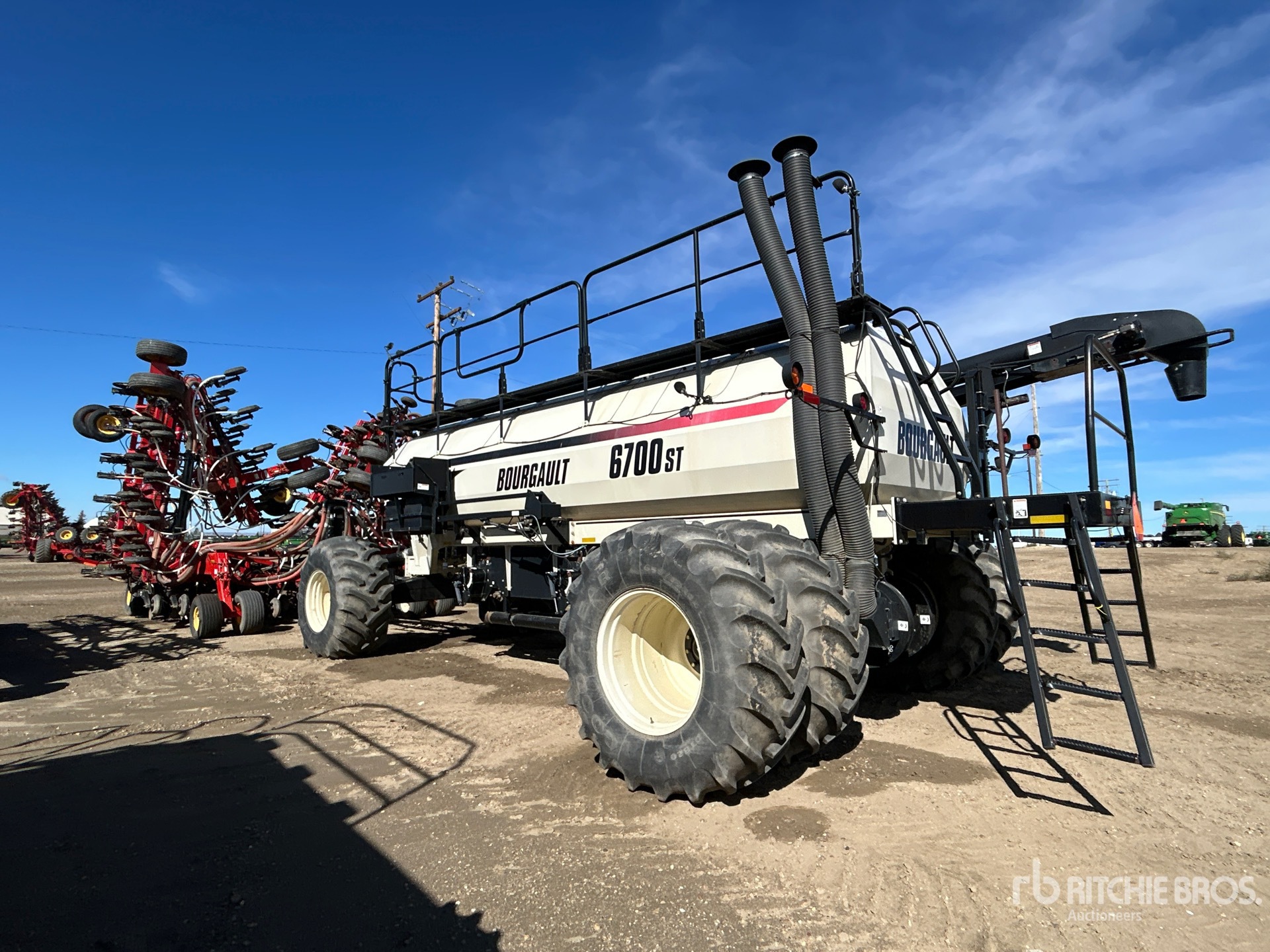 2013 Bourgault 3320PHD