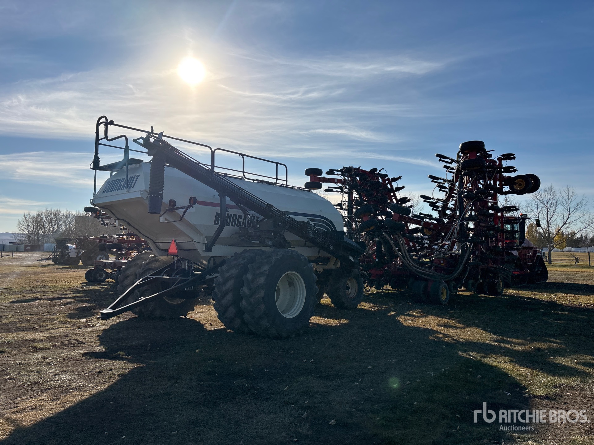 2012 Bourgault 3320