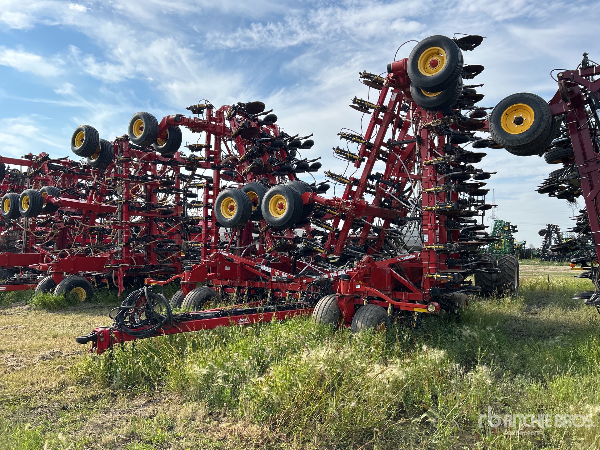 2012 Bourgault 3320