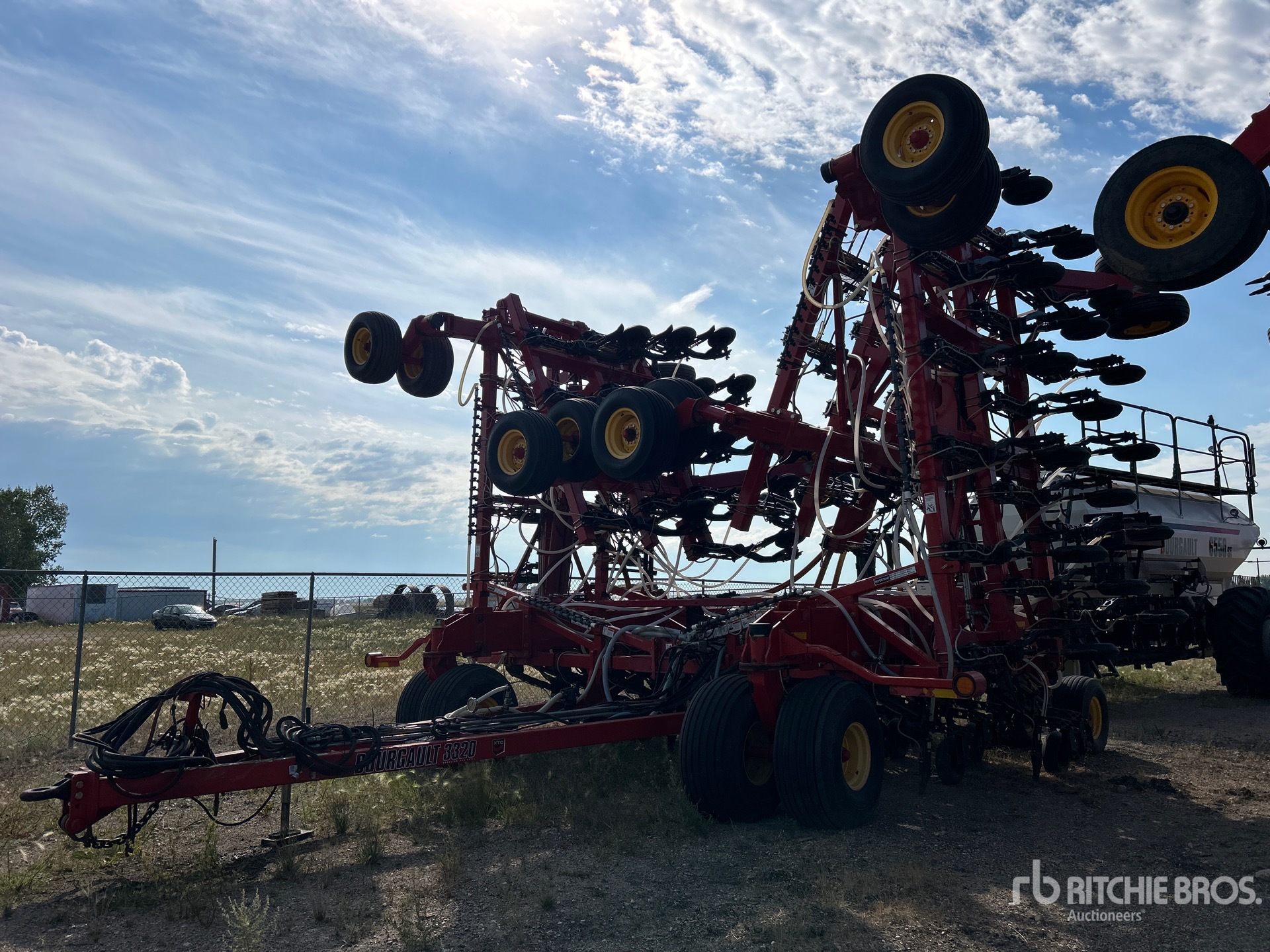 2012 Bourgault 3320PHD