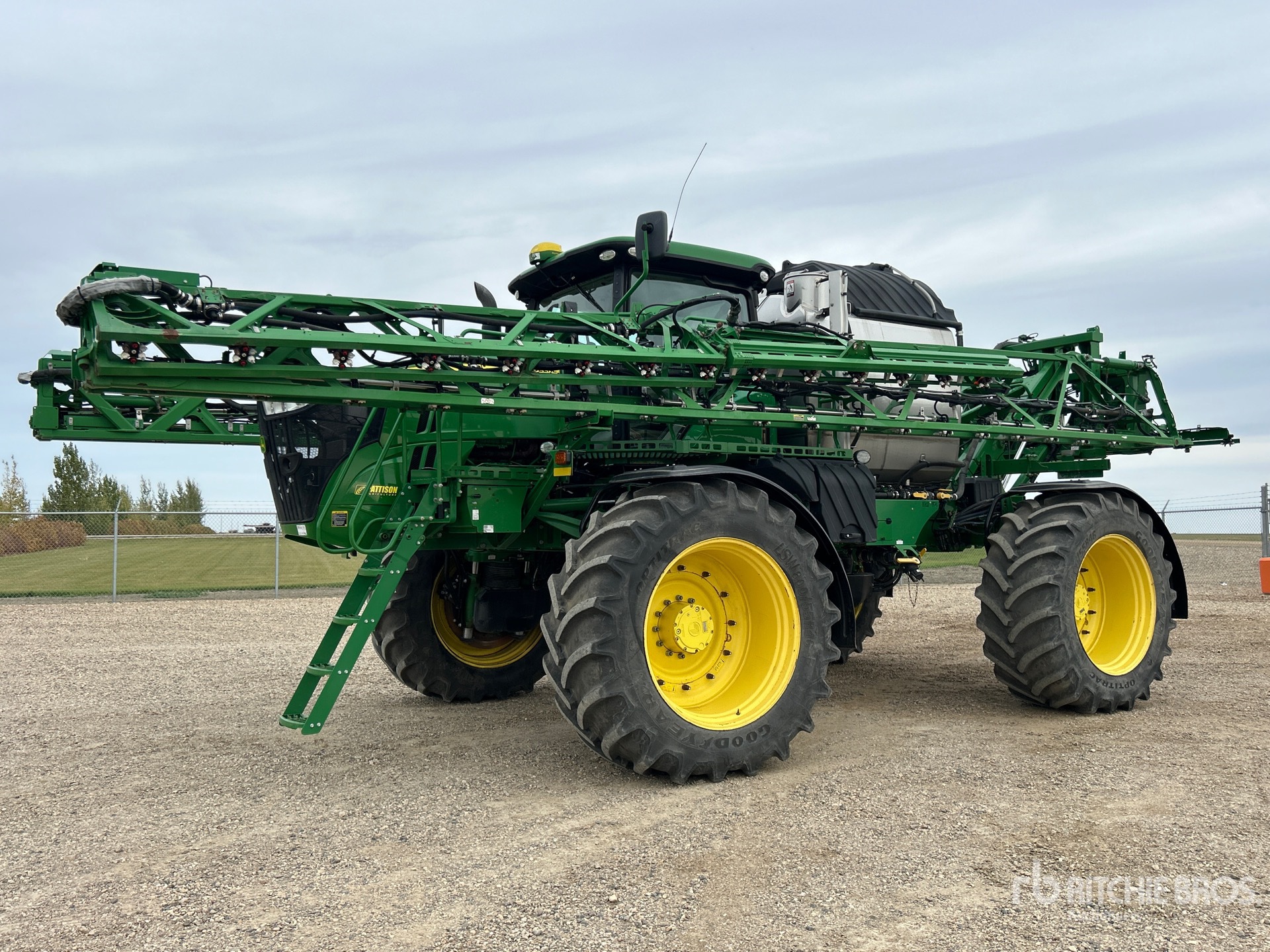 Photo of 2019 John Deere R4045