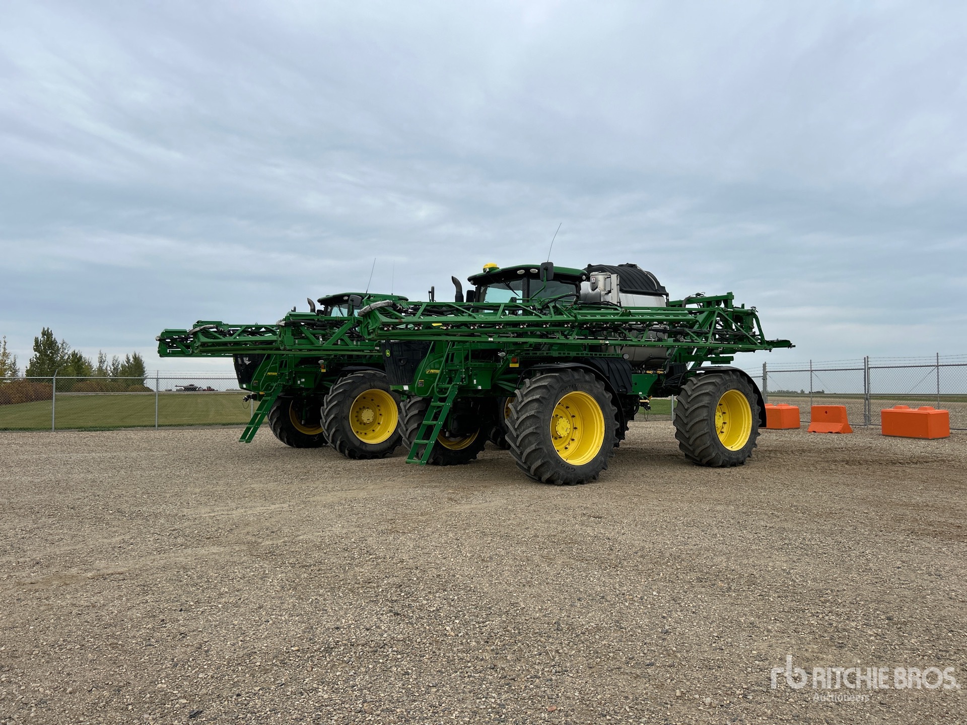 2017 John Deere R4045