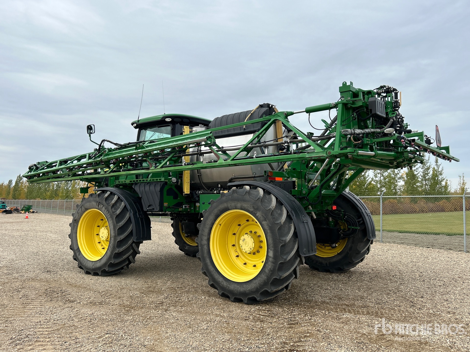 2017 John Deere R4045