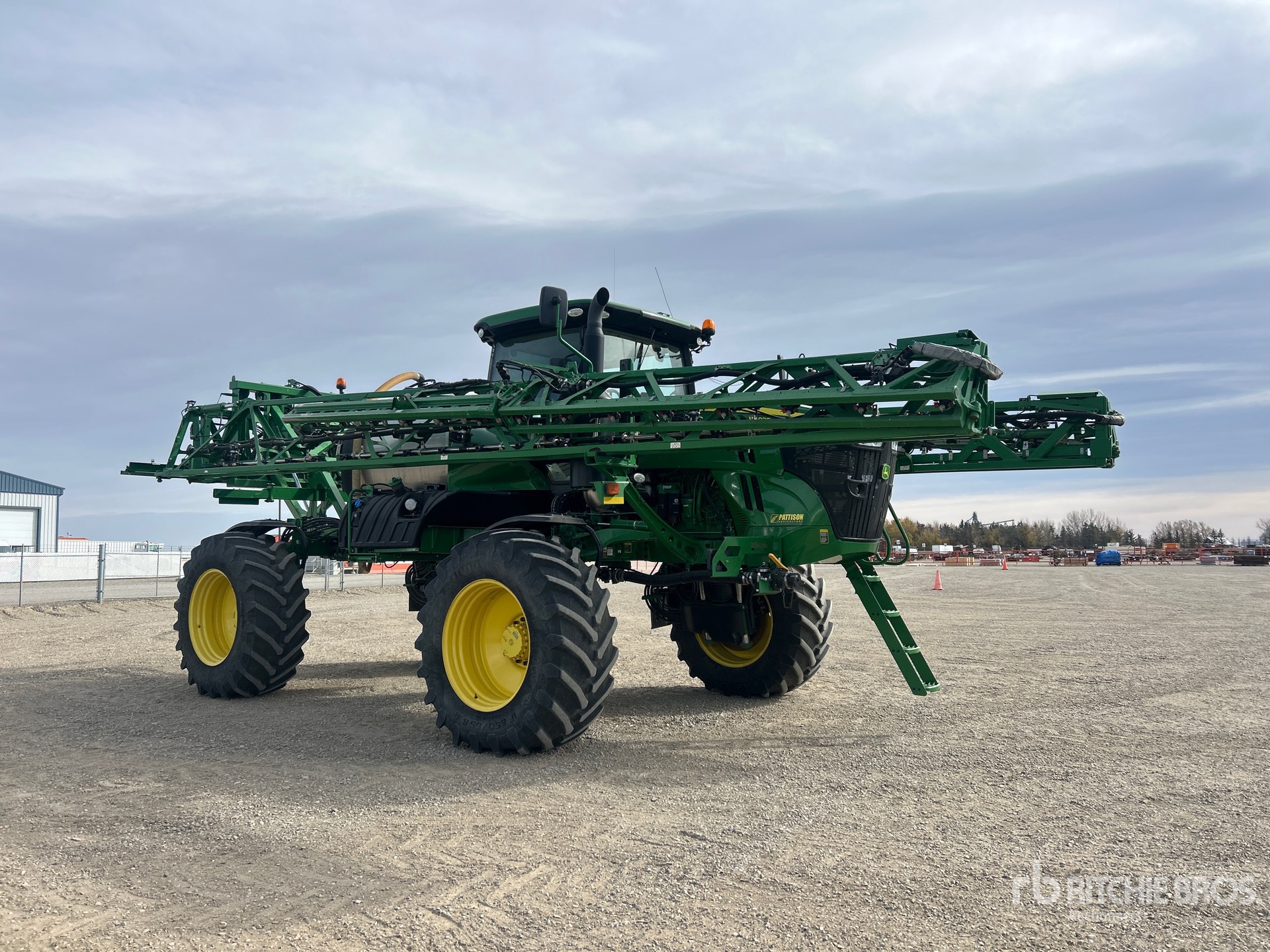 2020 John Deere R4038