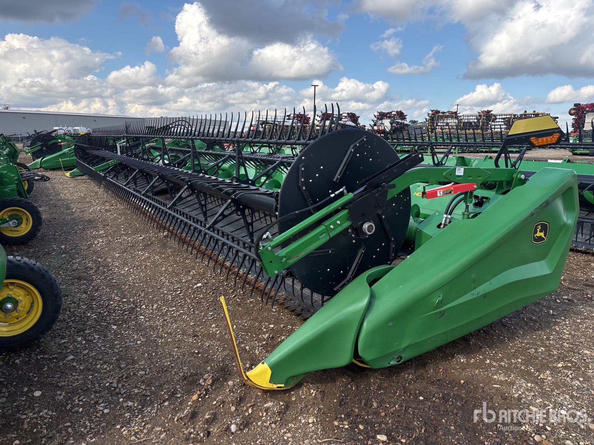 Photo of 2022 John Deere HD50R