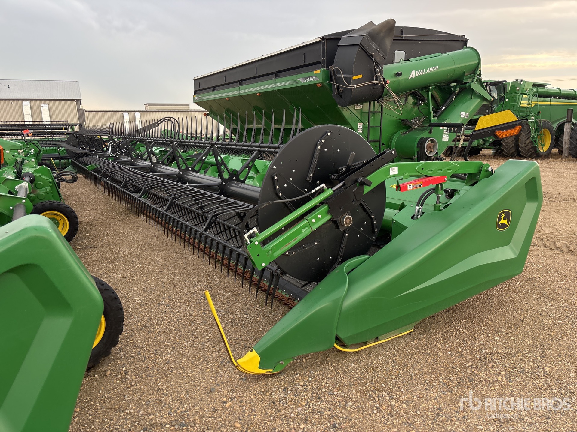 Photo of 2022 John Deere HD50R