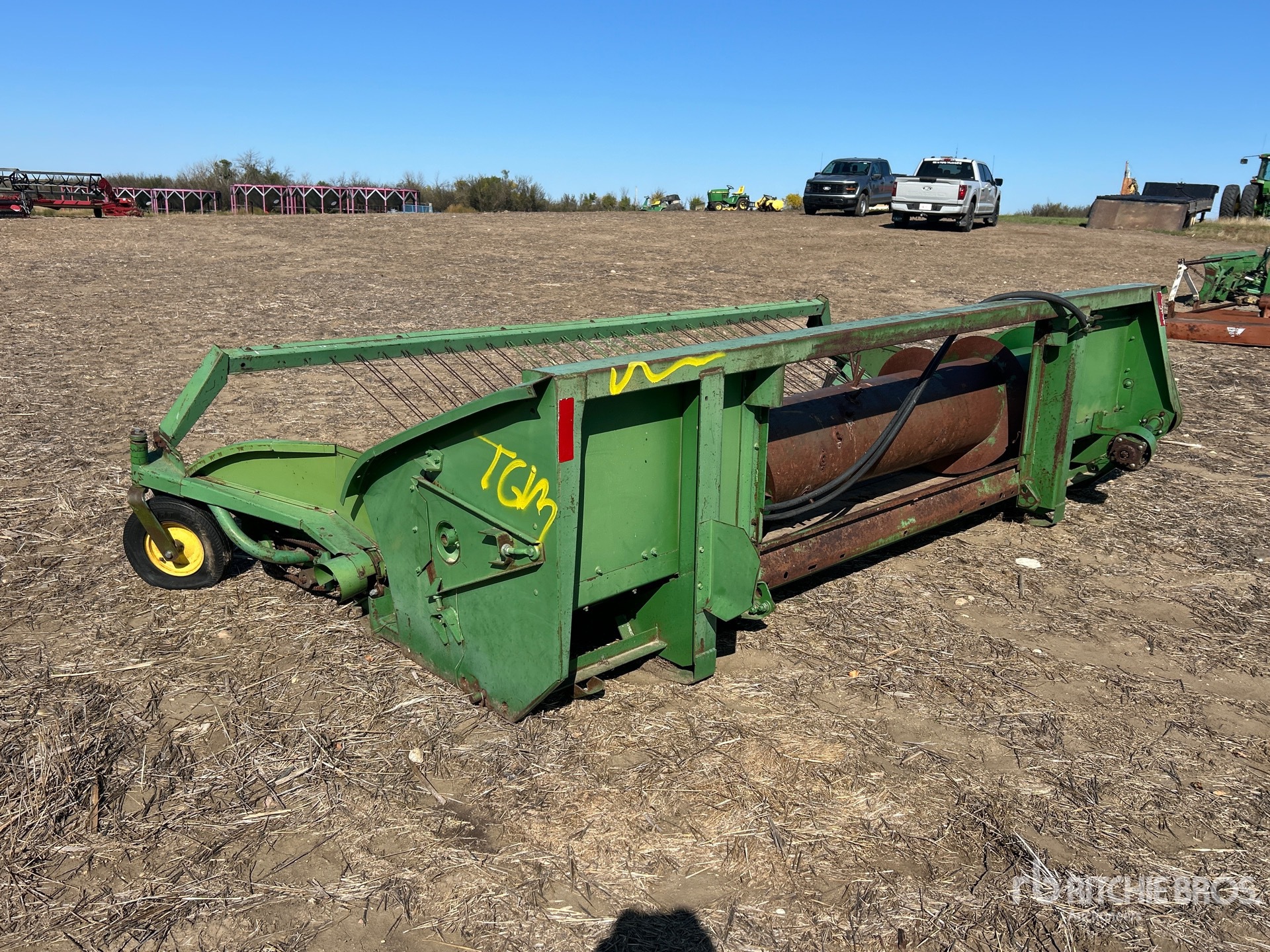 John Deere 212