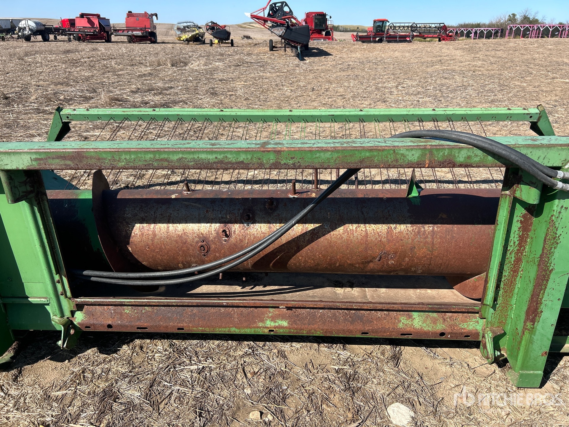 John Deere 212