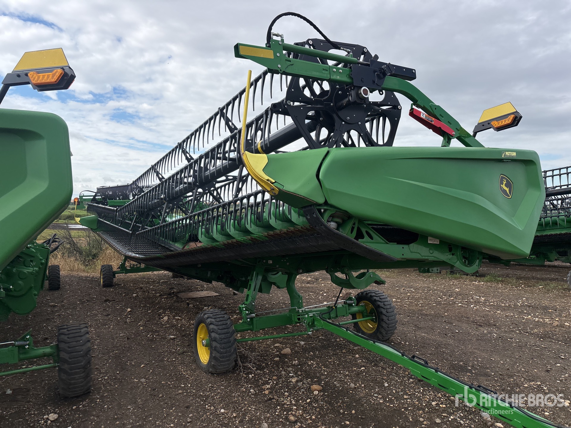 Photo of 2024 John Deere HD40R