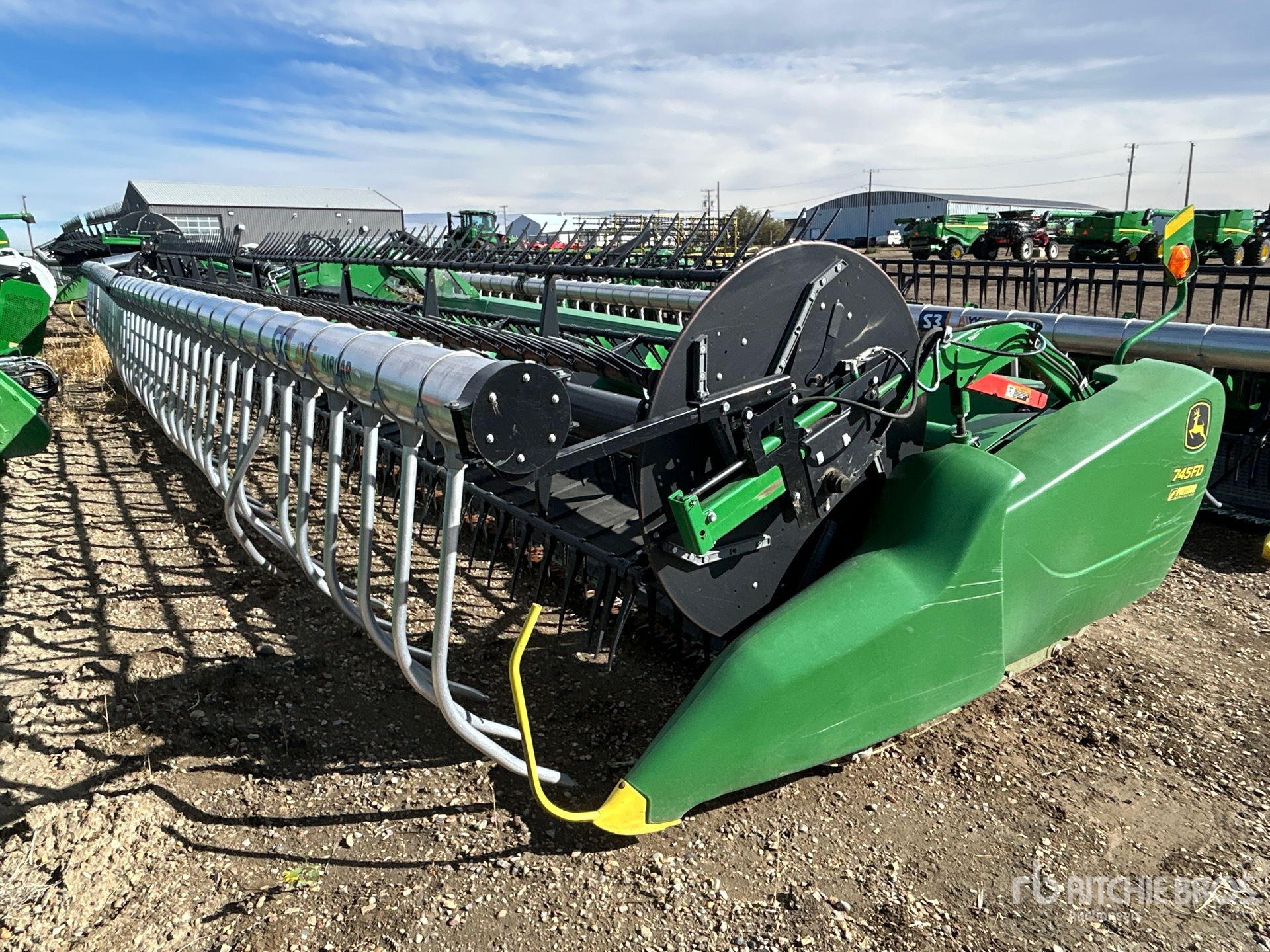 Photo of 2019 John Deere 745FD