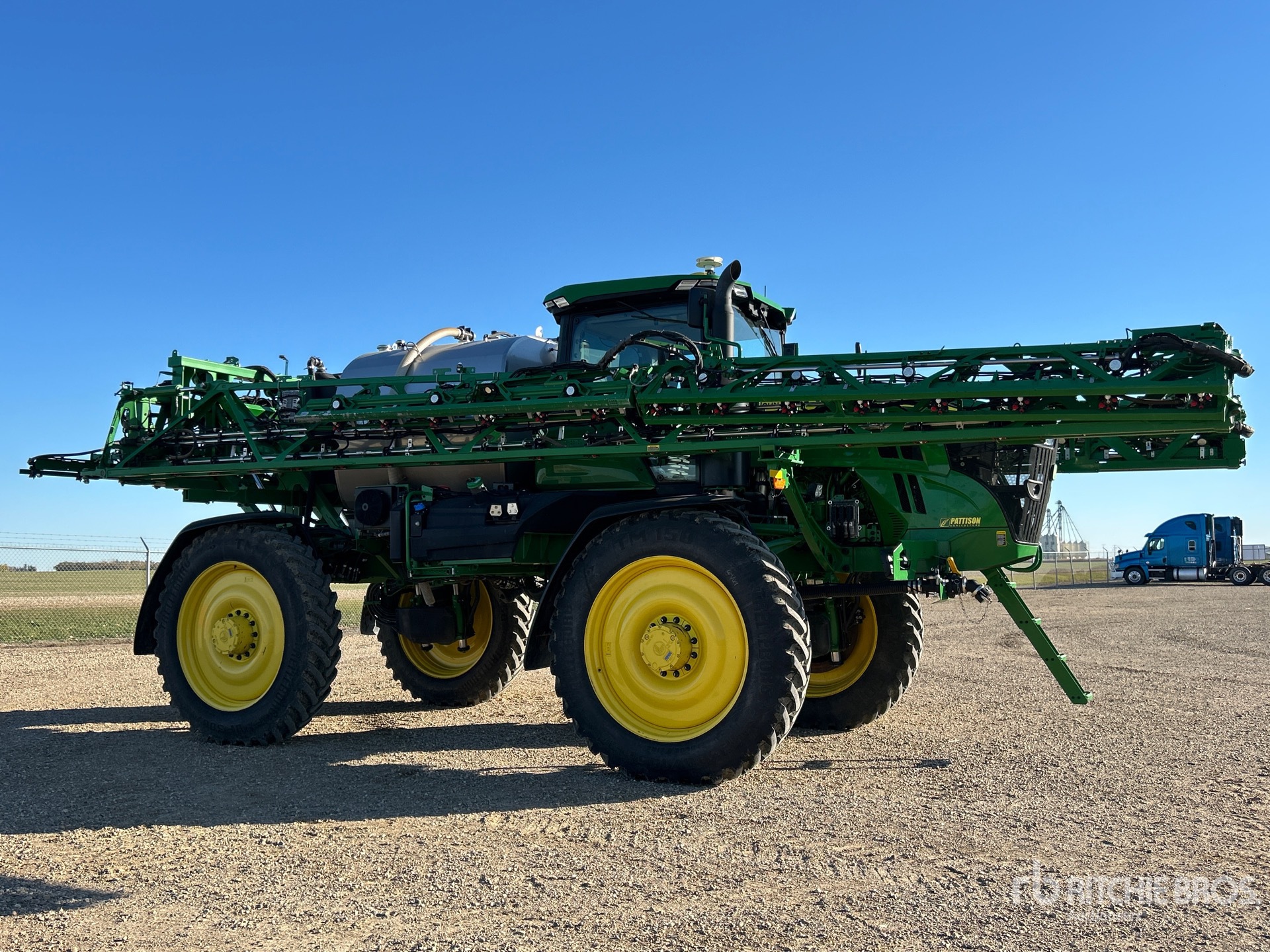 2024 John Deere 616R