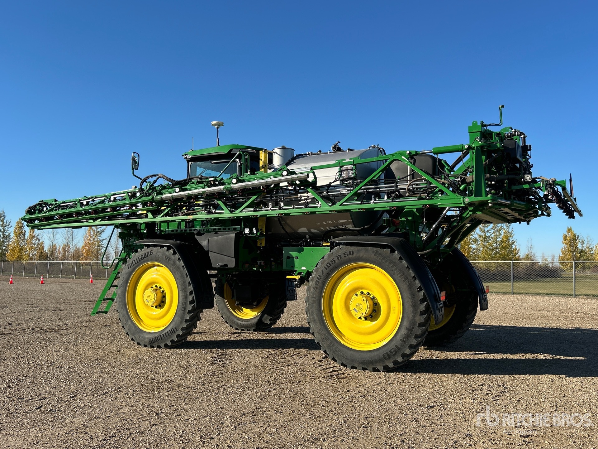 2024 John Deere 616R