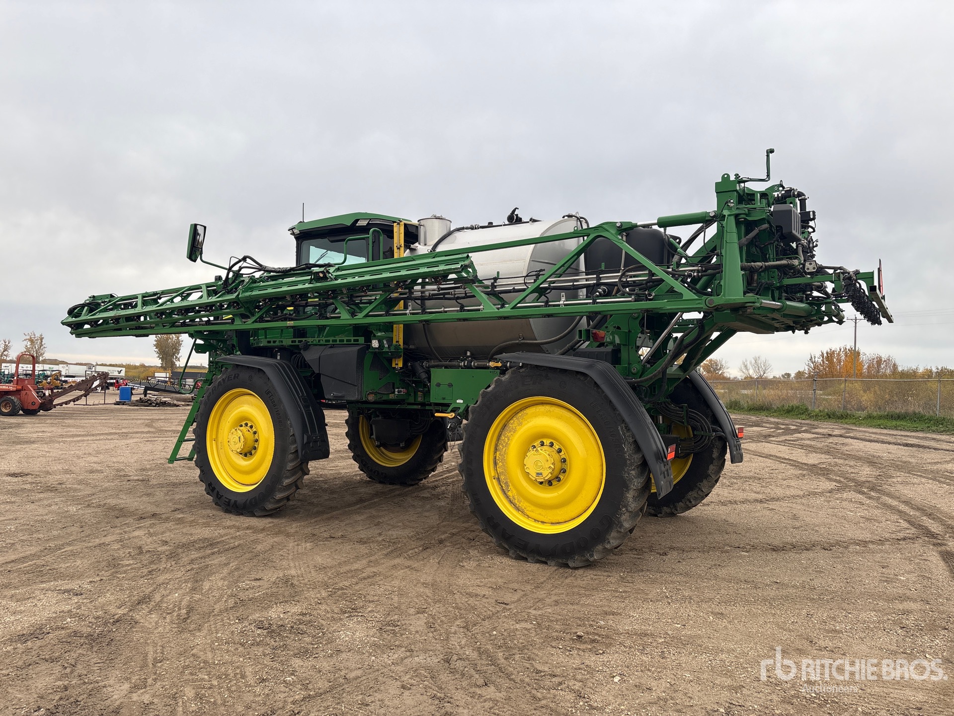 2023 John Deere 616R