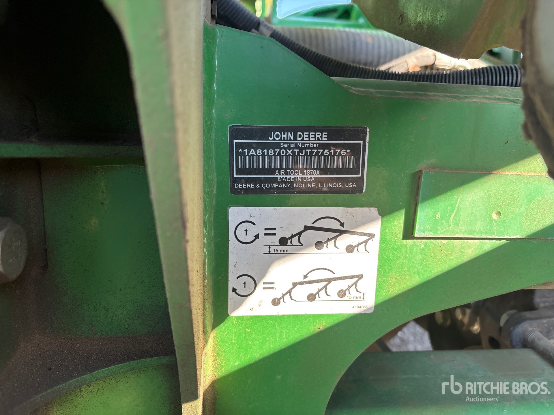 2018 John Deere 1870