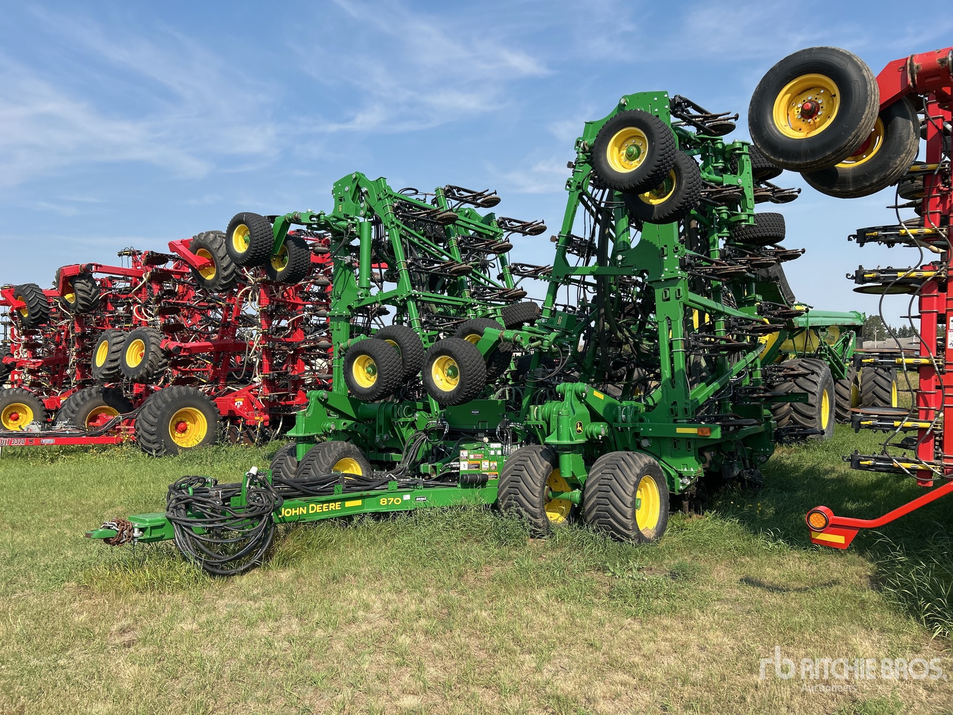 Photo of 2018 John Deere 1870