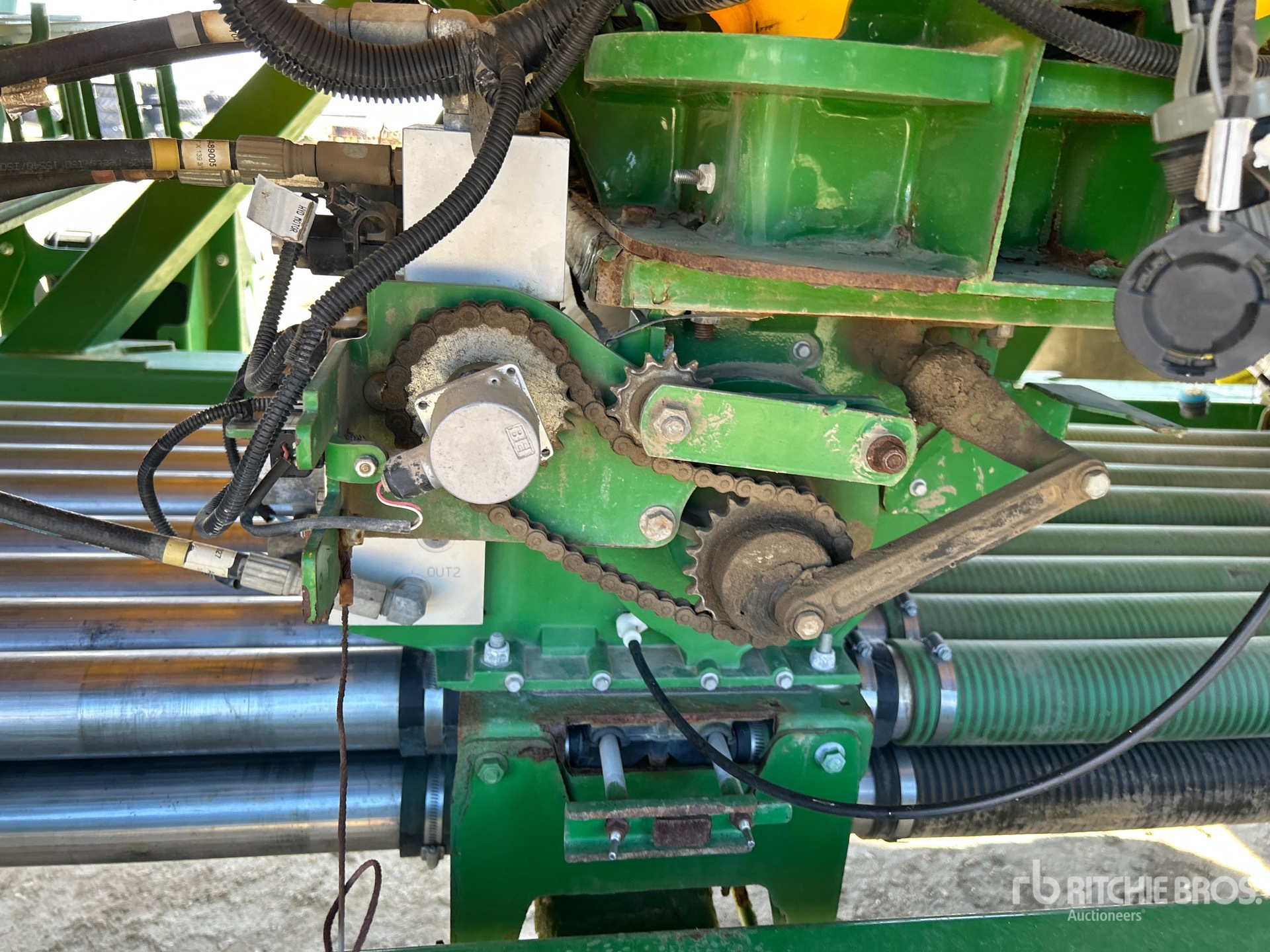 2017 John Deere 1870