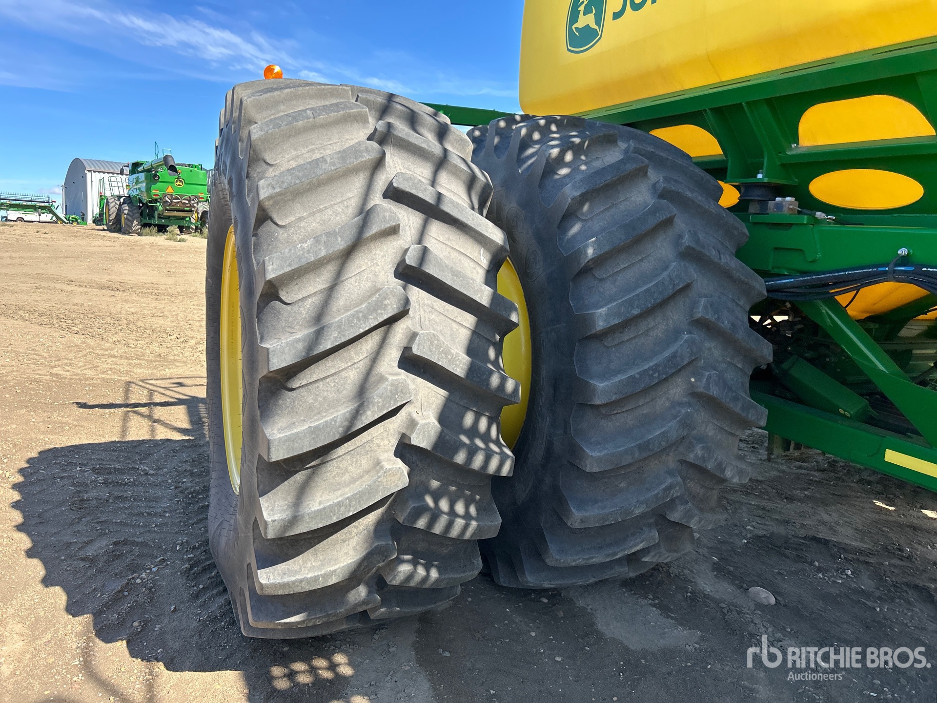 2017 John Deere 1870