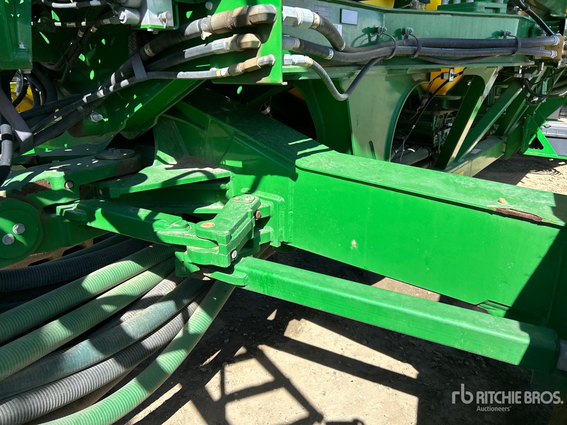 2017 John Deere 1870