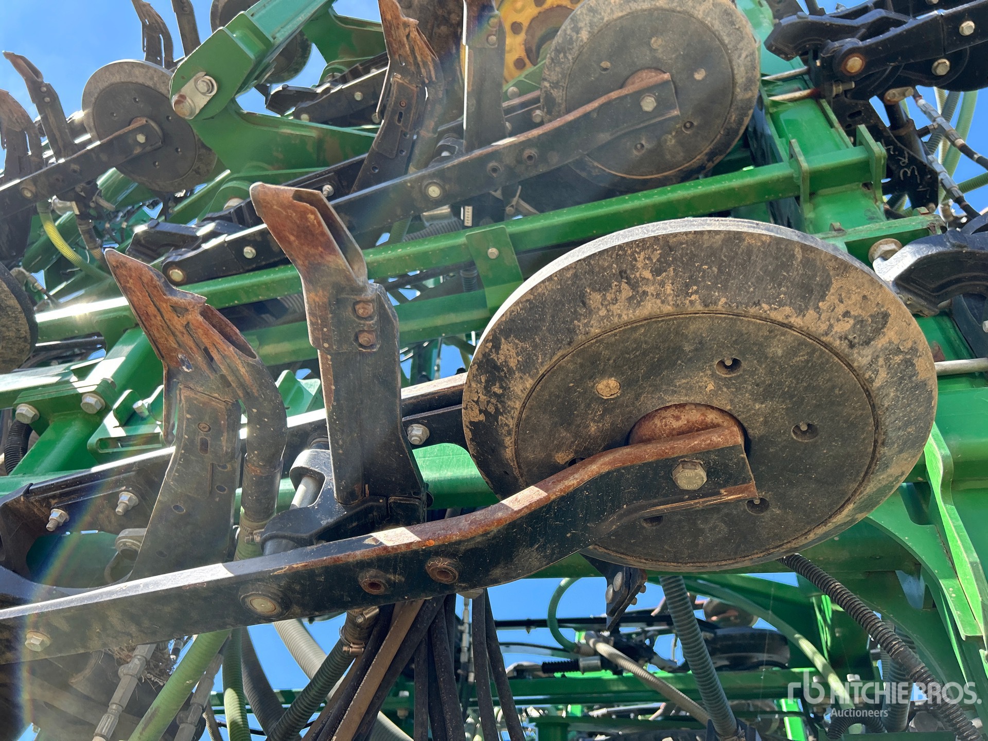 2017 John Deere 1870
