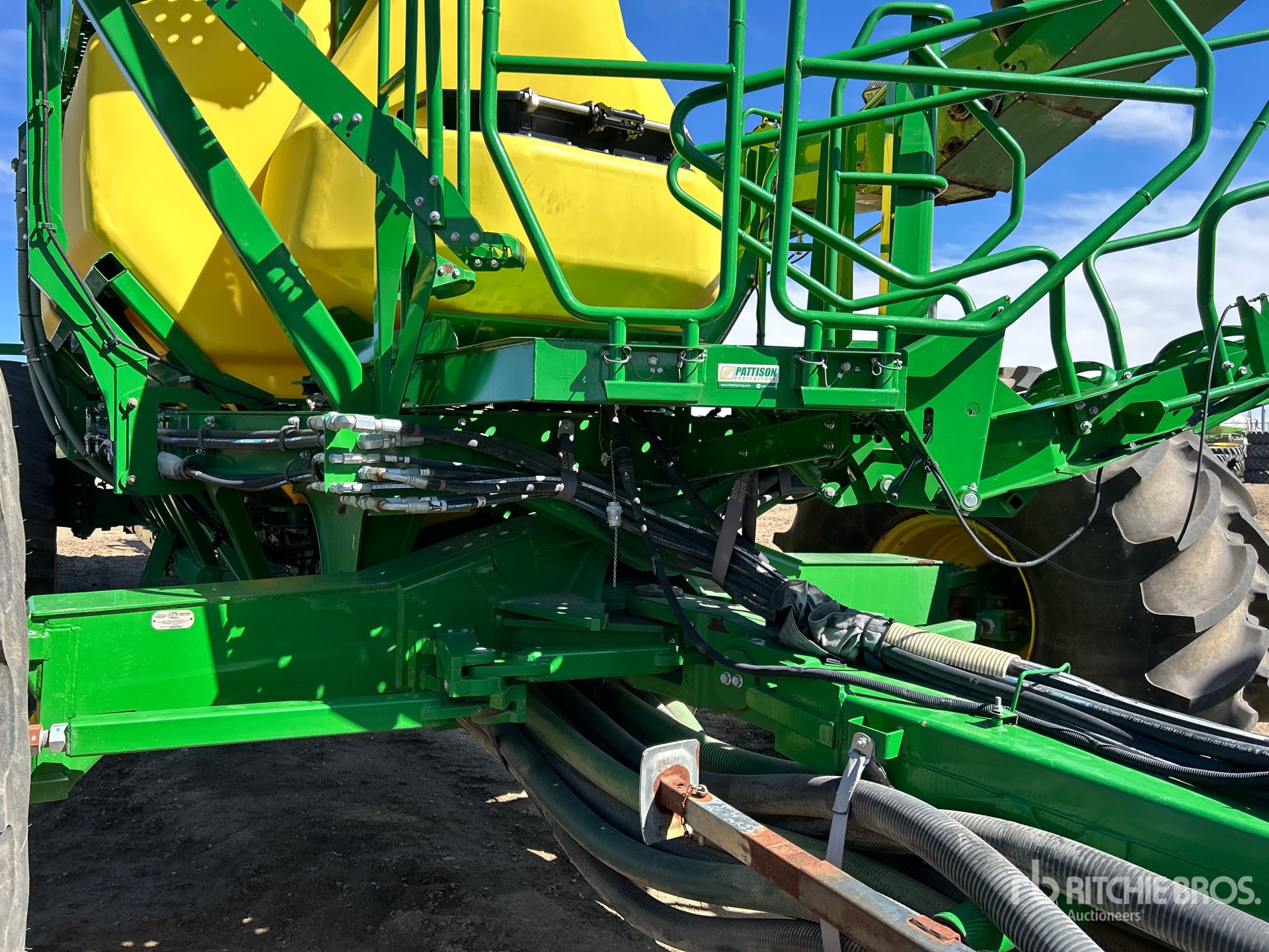 2017 John Deere 1870